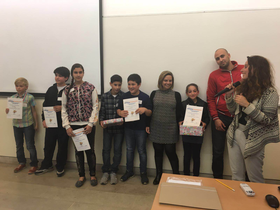 بالصور: المرحلة النهائية من مسابقة التهجئة باللغة الانجليزية لمركز التعليم إلى القمم